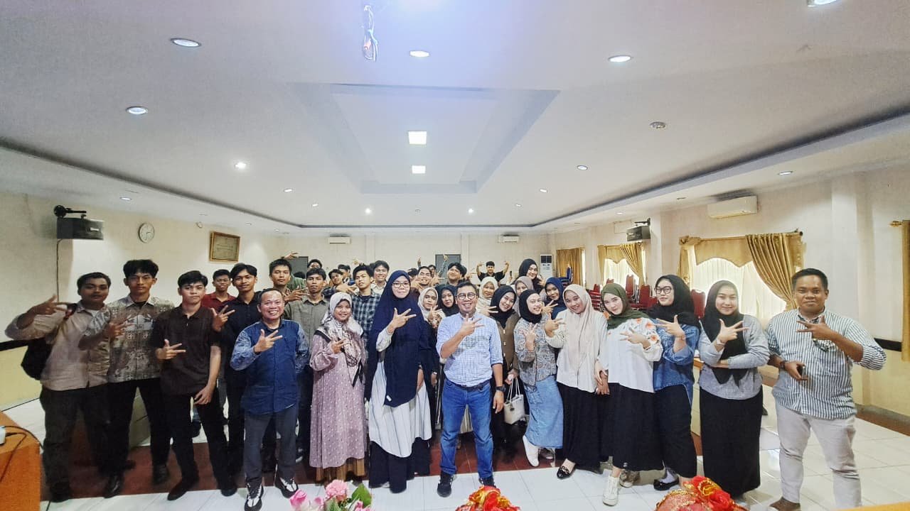 Prodi Ilmu Komunikasi UMI Hadirkan Direktur AAS Foundation Perkaya Wawasan Mahasiswa