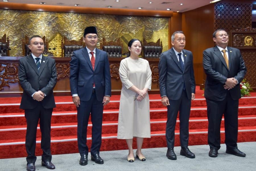 Dilantik Gantikan Gus Alam di DPR, Putra Matori Abdul Djalil Bakal Total Kerja untuk Rakyat