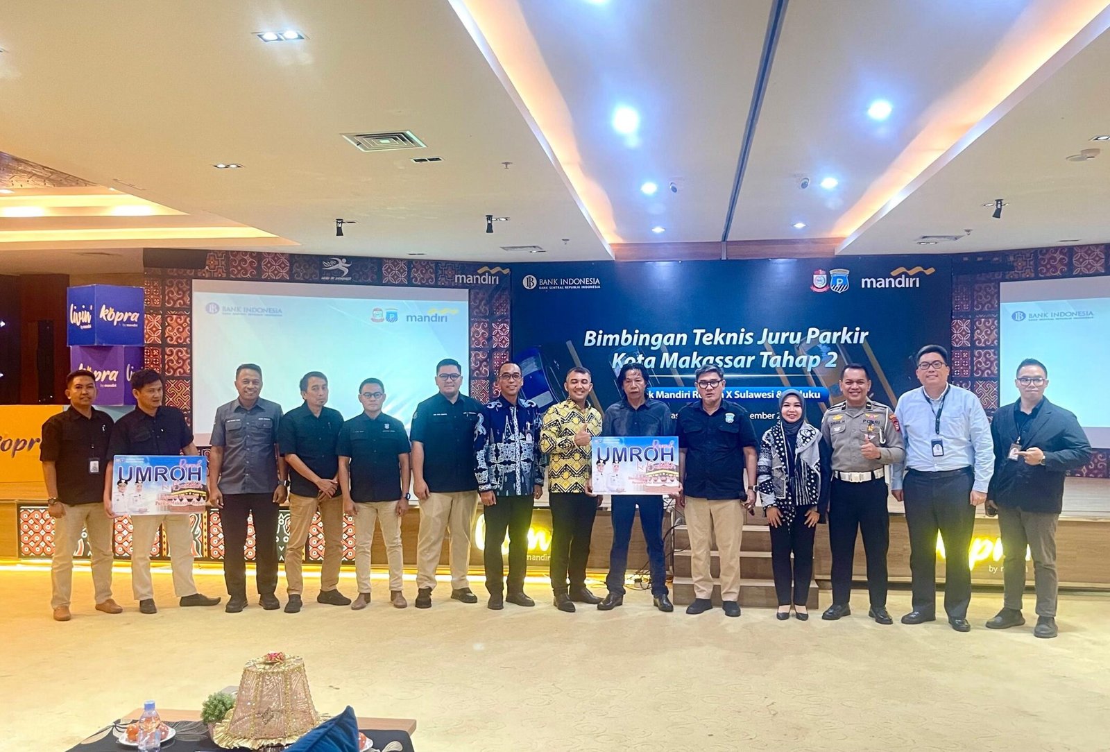 Dukung Parkir Digital, Perumda Parkir Makassar dan Bank Mandiri Gelar Bimtek Juru Parkir Tahap II