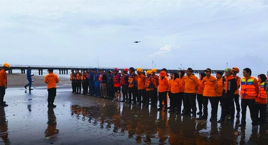 Hari Kedua Pencarian, Tim SAR Gabungan Temukan Korban Tenggelam di Pantai Barombong