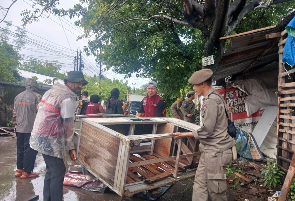 Penertiban PKL di Karuwisi Utara, Pemkot Kedepankan Pendekatan Humanis