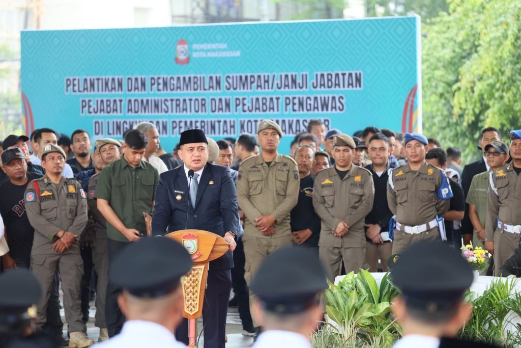 Munafri Arifuddin Lantik 13 Camat Baru, Targetkan Pelayanan Publik Lebih Cepat dan Responsif