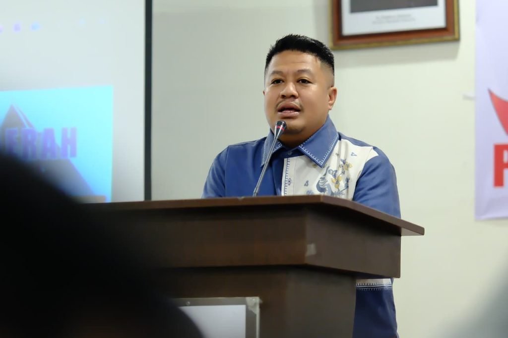 Penataan PKL oleh Wali Kota Munafri Tuai Apresiasi, Ari Ashari Angkat Bicara