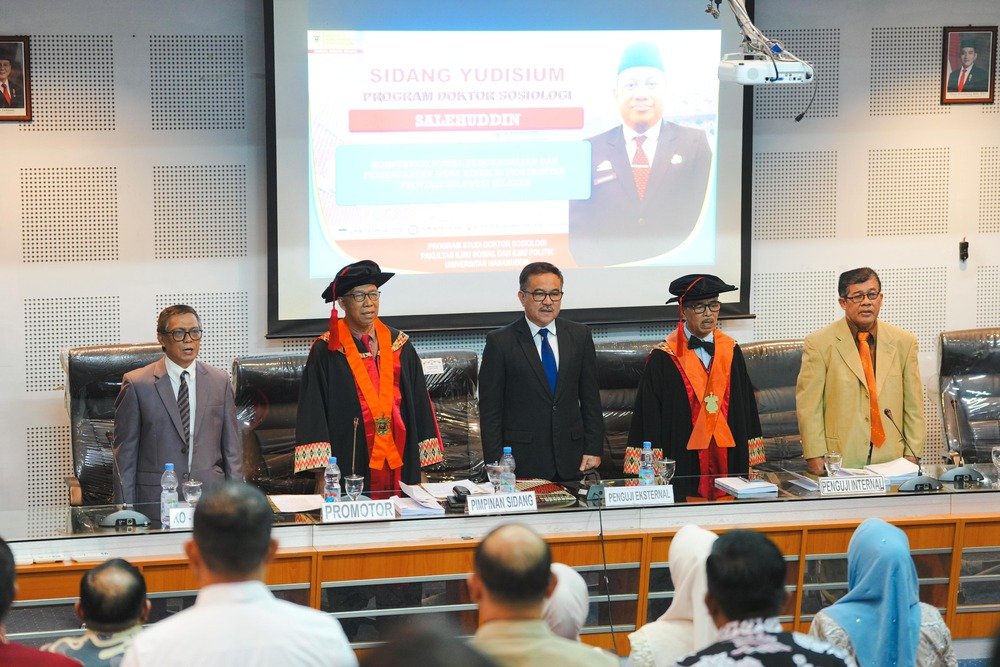 Disertasi Bahas Dana Hibah, Sekda Sulsel Harap Beri Kontribusi bagi Pemerintah