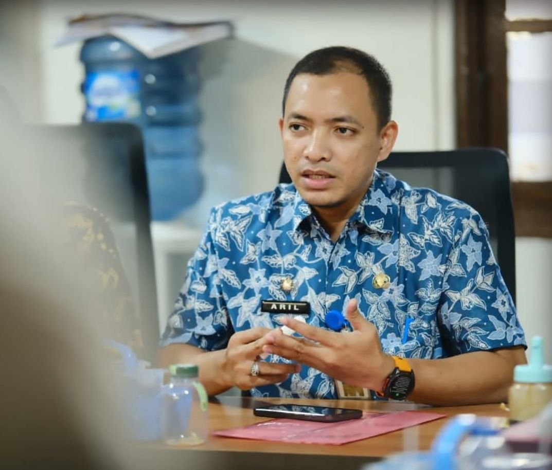 Camat Tamalate Muhammad Aril Syahbani Hadiri Monev DPRD, Bahas Strategi Peningkatan PAD