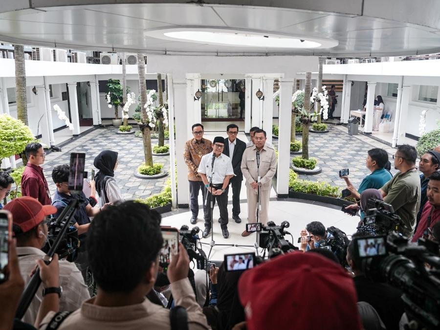 Menko PM Muhaimin: MBG Tak Hanya Tingkatkan Gizi Tapi Juga Gerakkan Ekonomi Masyarakat