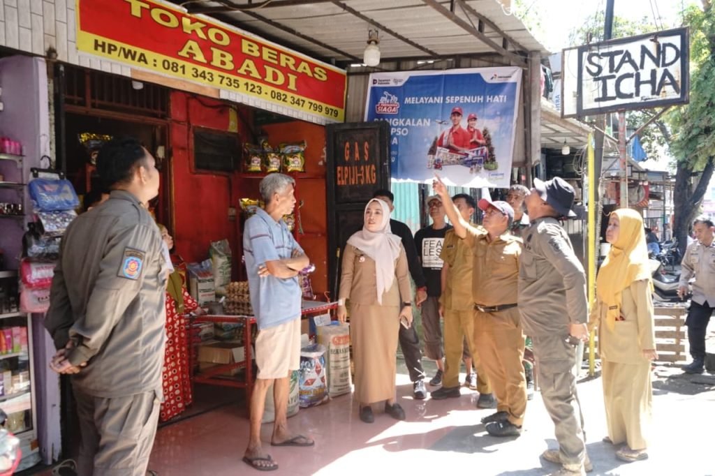Bertahun-tahun Gunakan Fasum dan Drainase, 27 Lapak PKL di Tiga Kelurahan Direlokasi