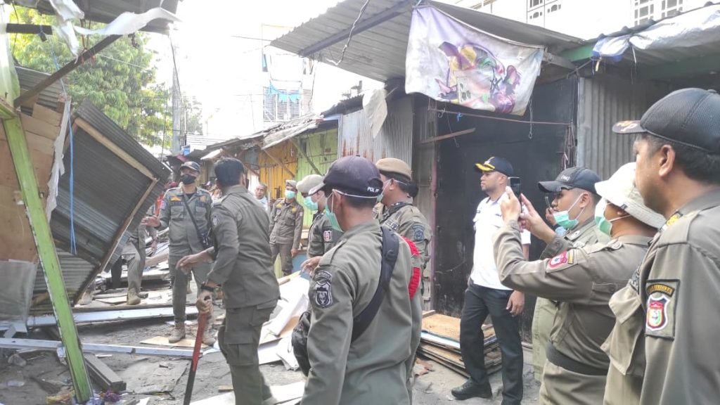16 Pedagang di Ujung Tanah Direlokasi, Lapak Berdiri 35 Tahun Ditertibkan