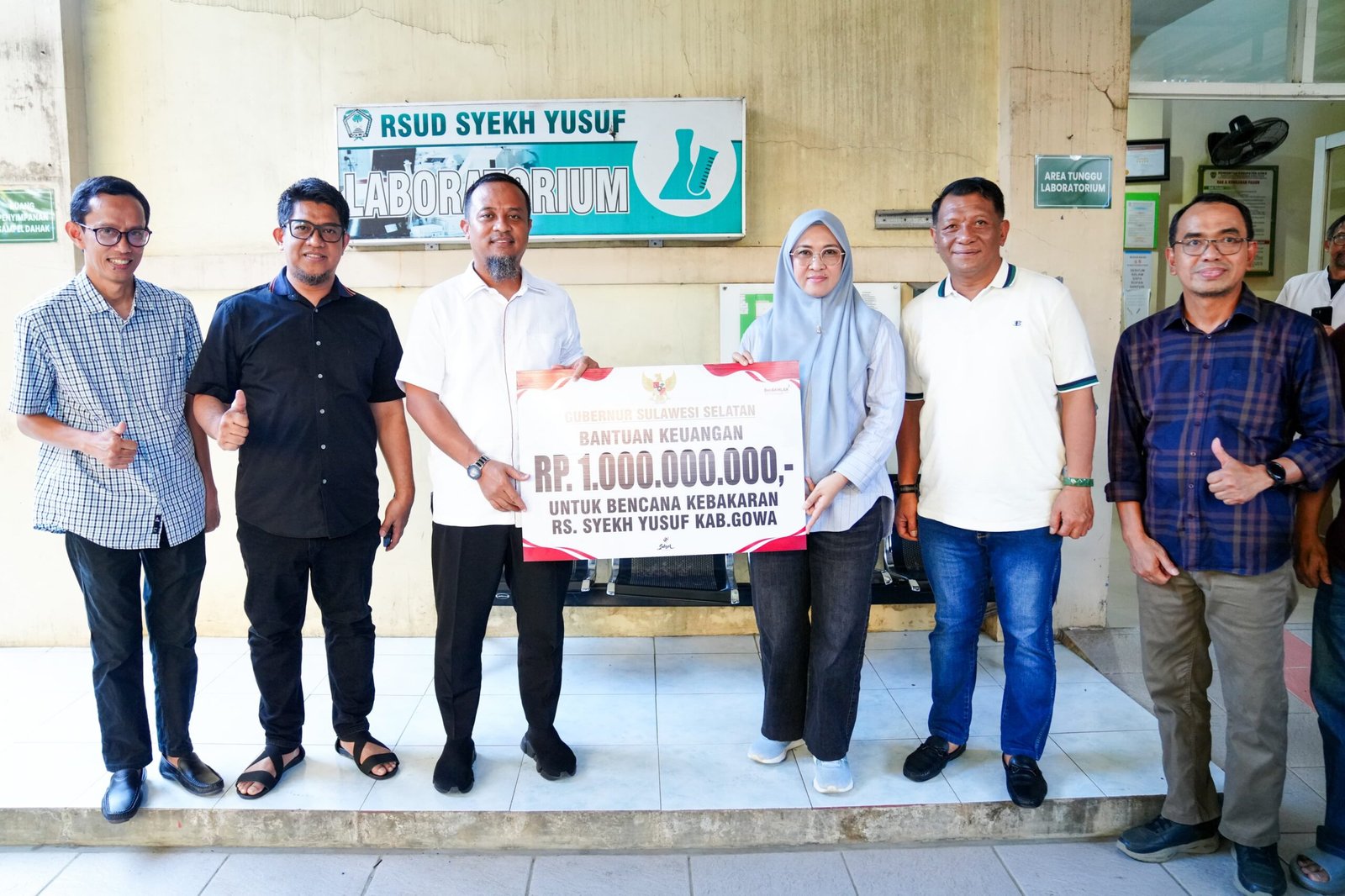 Pemulihan RSUD Syekh Yusuf Gowa Pascakebakaran, Gubernur Sulsel Serahkan Bantuan Rp1 Miliar