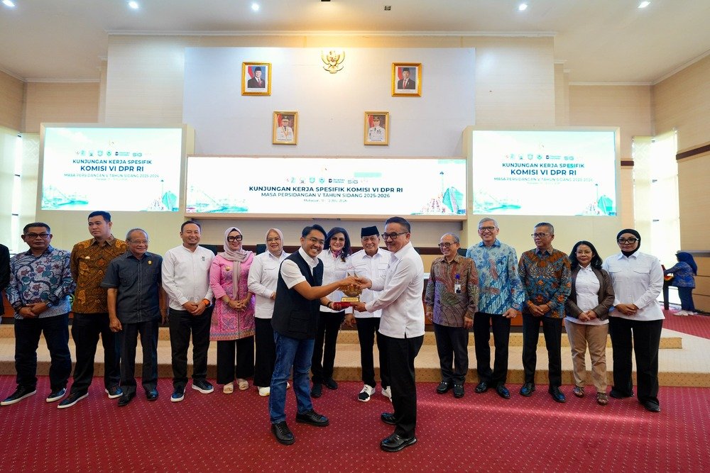 Kunker Komisi VI DPR RI, Sekda Sulsel Perkuat Dialog Industri Semen dan Iklim Investasi
