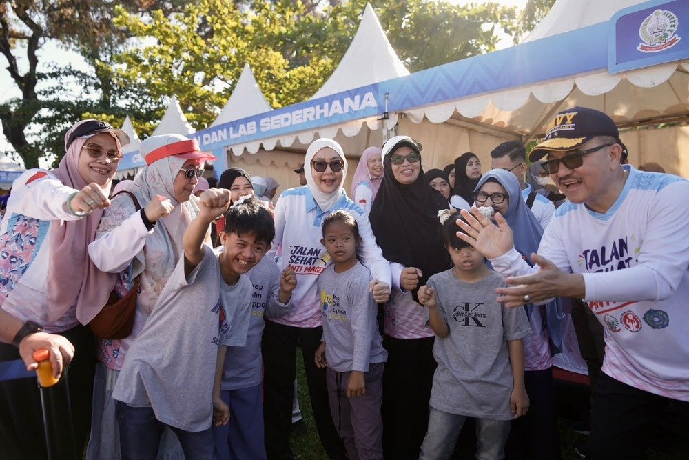 Pemeriksaan Kesehatan Gratis, Warga Manfaatkan Playanan Jalan Sehat Anti Mager