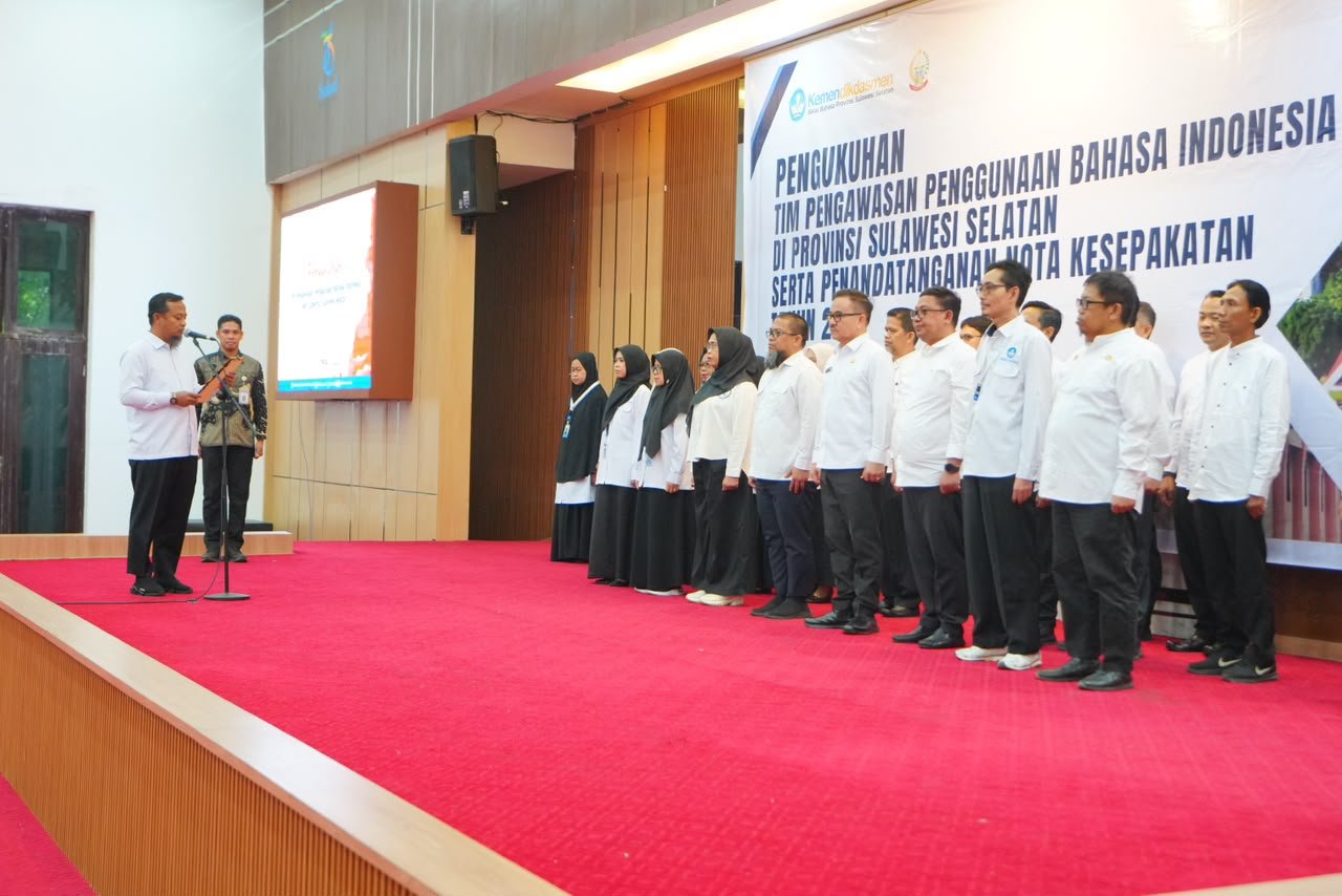 Bahasa Indonesia Harus Dijaga Sesuai Kaidah, Andi Sudirman Kukuhkan Tim PPBI