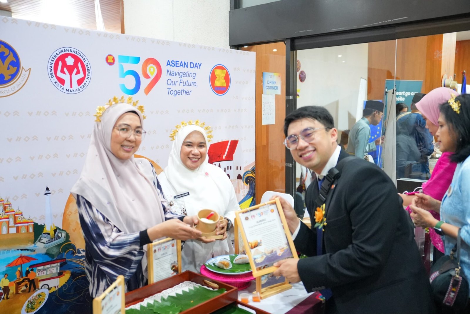 Ketua Dekranasda Makassar Bawa Cita Rasa Makassar ke ASEAN Day Food Festival 2026