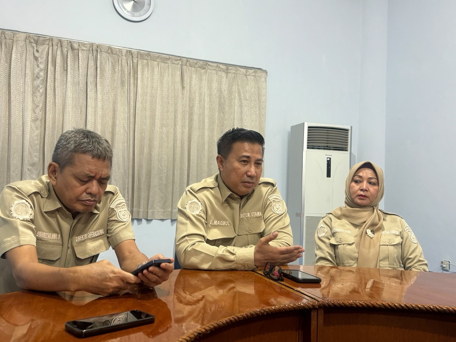 Inovasi Direksi Terminal Makassar “Appilei”: Siap Diluncurkan, Pesan Tiket Bus Cukup Klik Ponsel