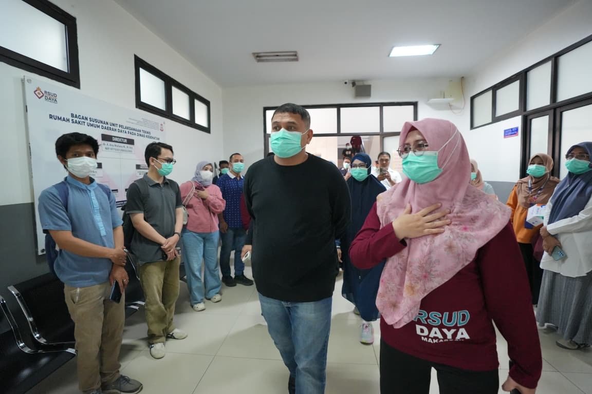 Wali Kota Appi Sambangi RSUD Daya, Bagi Masker hingga Cek Ruangan Pasien